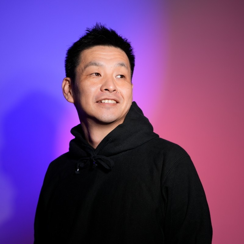 井上 康 氏
